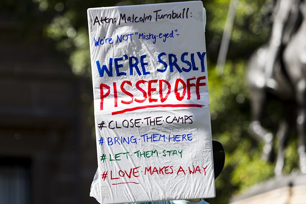 Avustralya'da hükümet protesto edildi - 14