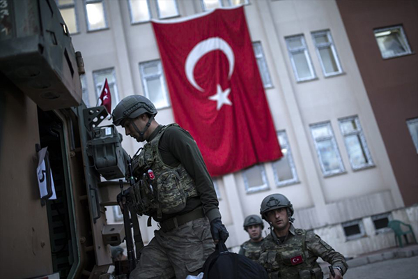 Tekbirlerle Yüksekova'dan ayrıldılar - 558