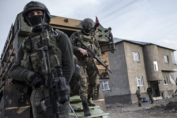 Tekbirlerle Yüksekova'dan ayrıldılar - 615