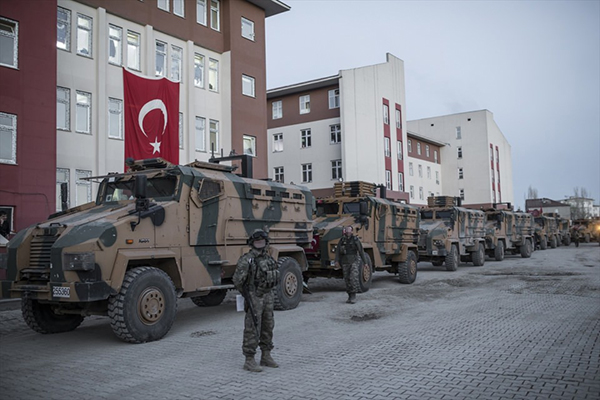 Tekbirlerle Yüksekova'dan ayrıldılar - 584