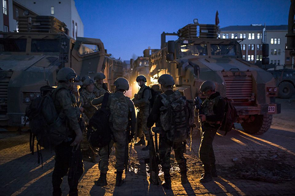 Tekbirlerle Yüksekova'dan ayrıldılar - 563