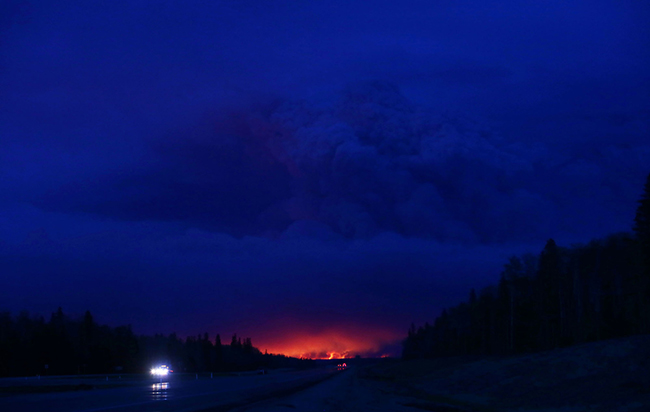 Kanada'daki yangın kontrol altına alınamyor - 786