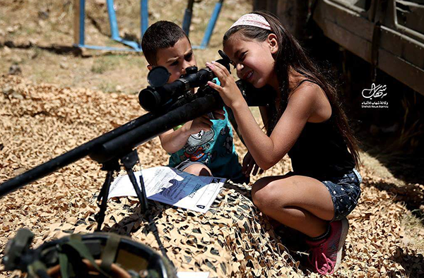 İsrail'de çocuklara askeri eğitim - 892