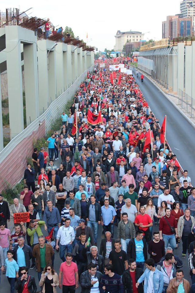 Makedonya'da hükümet protesto edildi - 947