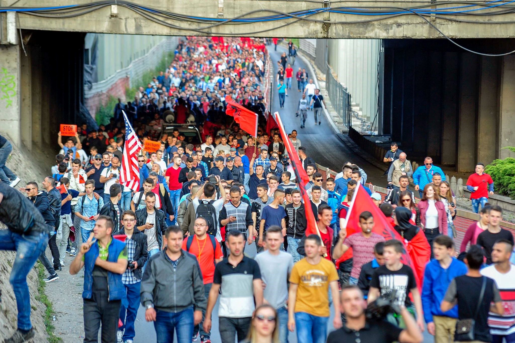 Makedonya'da hükümet protesto edildi - 564