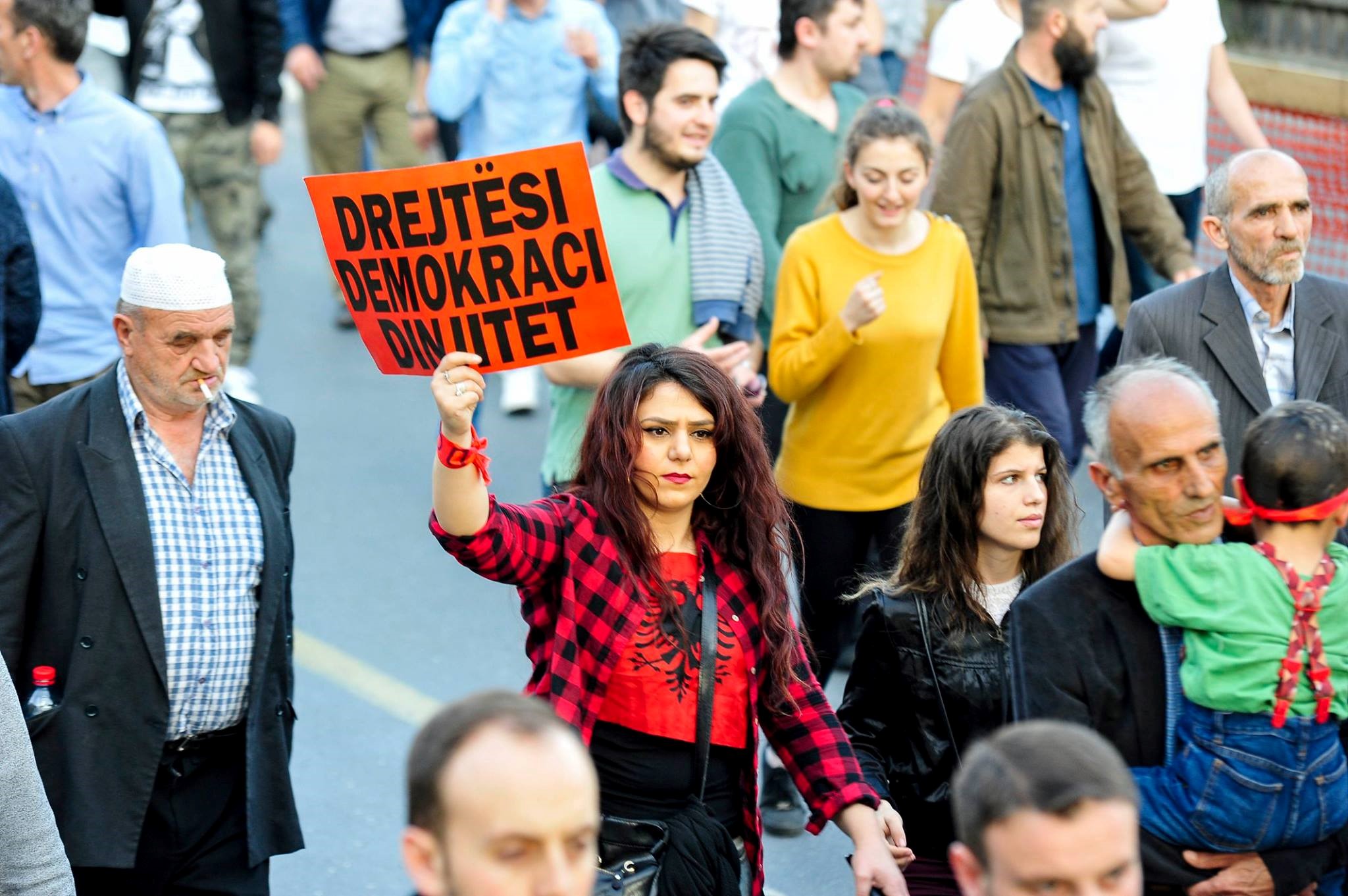 Makedonya'da hükümet protesto edildi - 941
