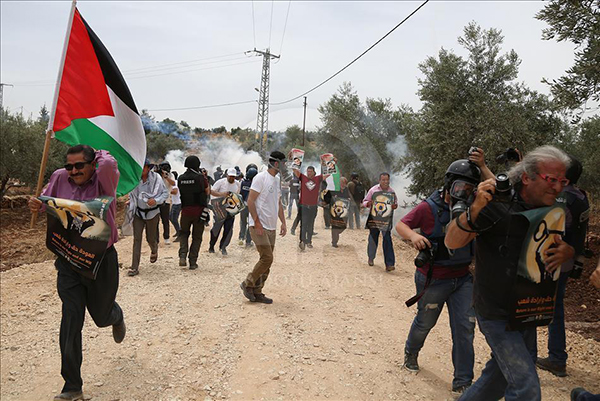 Filistinliler Nekbe'yi direnişle anıyor - 2