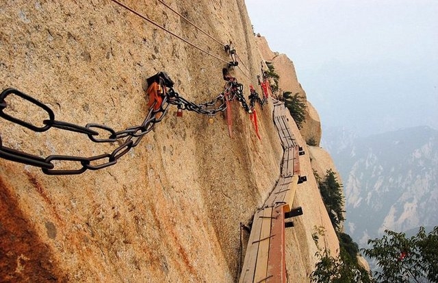 Dünyanın en ürkütücü köprüleri - 14