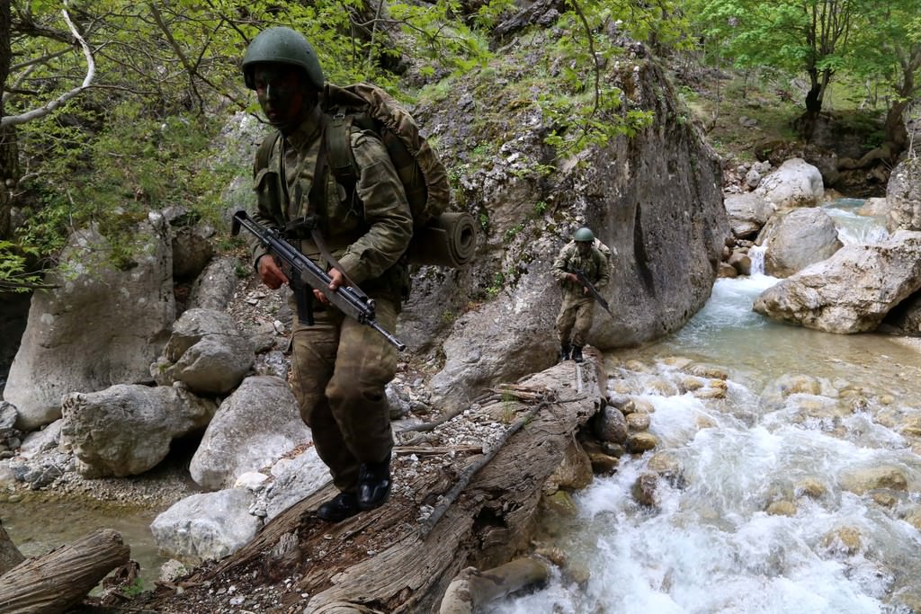 Komandolardan nefes kesen tatbikat - 547