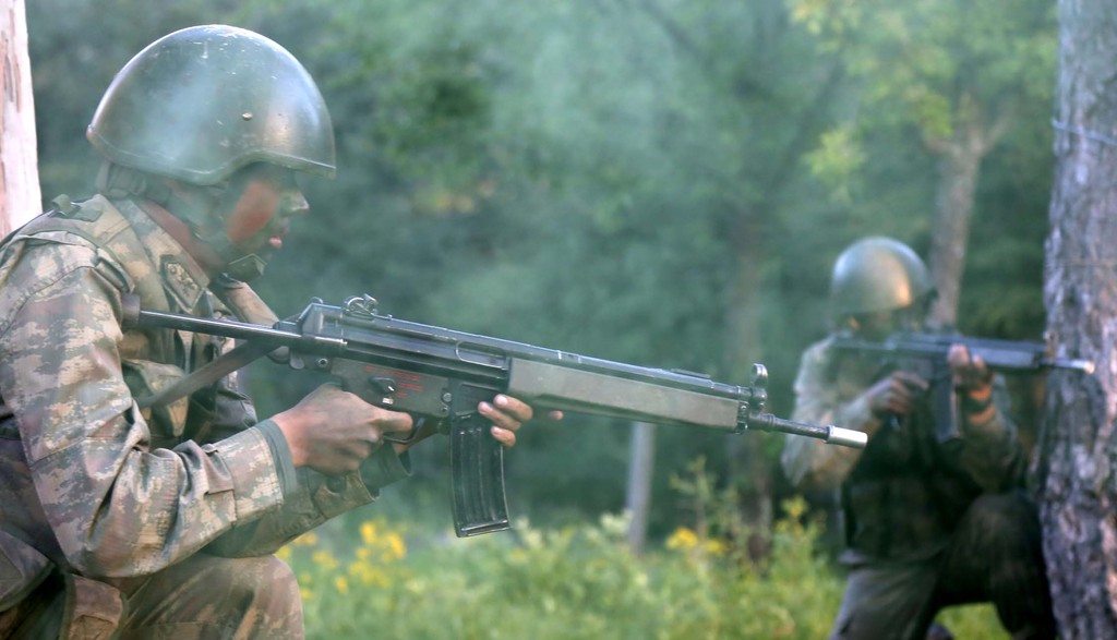 Komandolardan nefes kesen tatbikat - 940