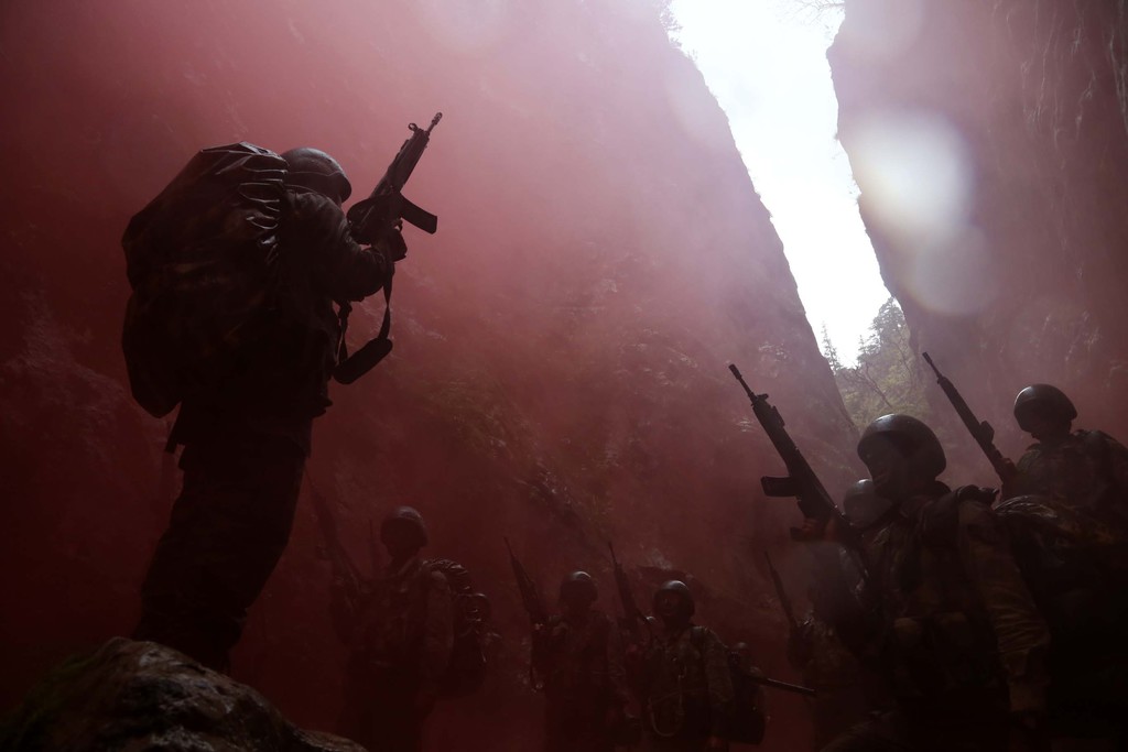 Komandolardan nefes kesen tatbikat - 772