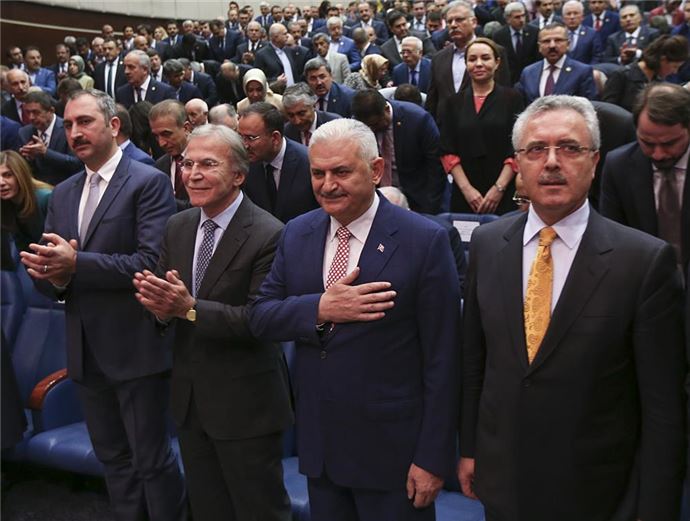 AK Parti Genel Başkanı ve Başbakan Adayı Binali Yıldırım - 8