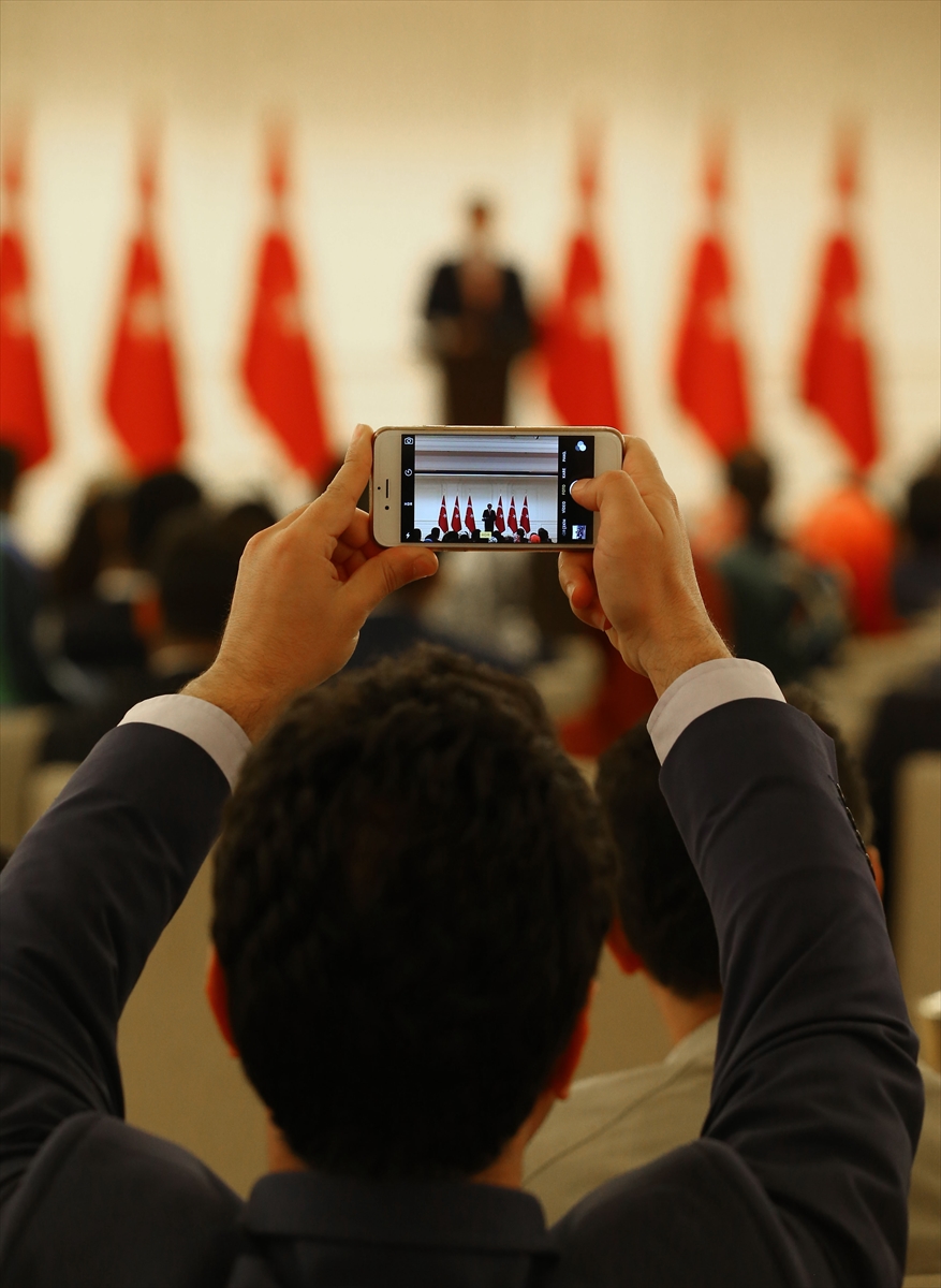 Davutoğlu, gençleri Çankaya Köşkü'nde ağırladı - 9