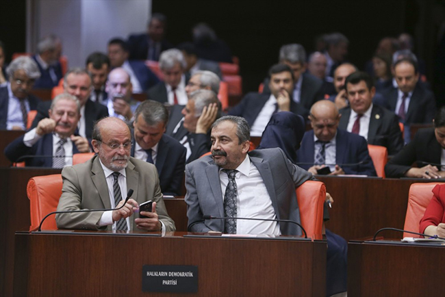 TBMM Genel Kurulu'ndan objektiflere yansıyanlar - 3