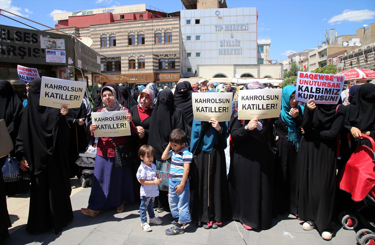 Diyarbakır'da ölenler için gıyabi namazı kılındı - 5
