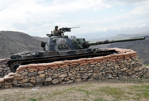 'Hudut kartalları' nöbette - 839