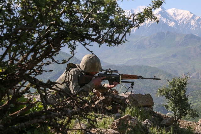 'Hudut kartalları' nöbette - 673