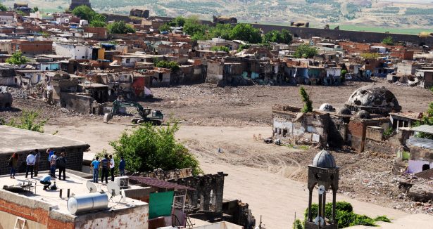 Sur'da tahribat ortaya çıktı - 618