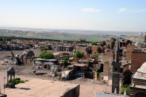 Sur'da tahribat ortaya çıktı - 764