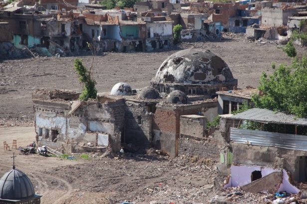 Sur'da tahribat ortaya çıktı - 729