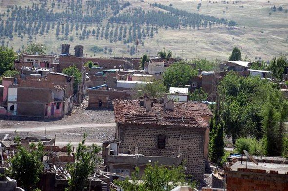 Sur'da tahribat ortaya çıktı - 872