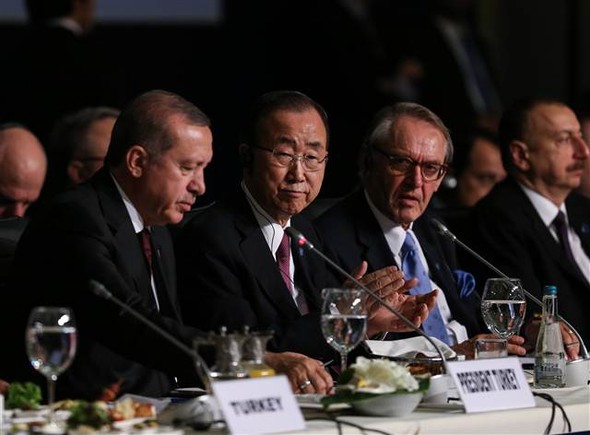 Dünya İnsani Zirvesi başladı - 27