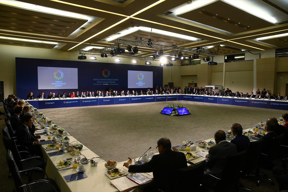 Dünya İnsani Zirvesi başladı - 14