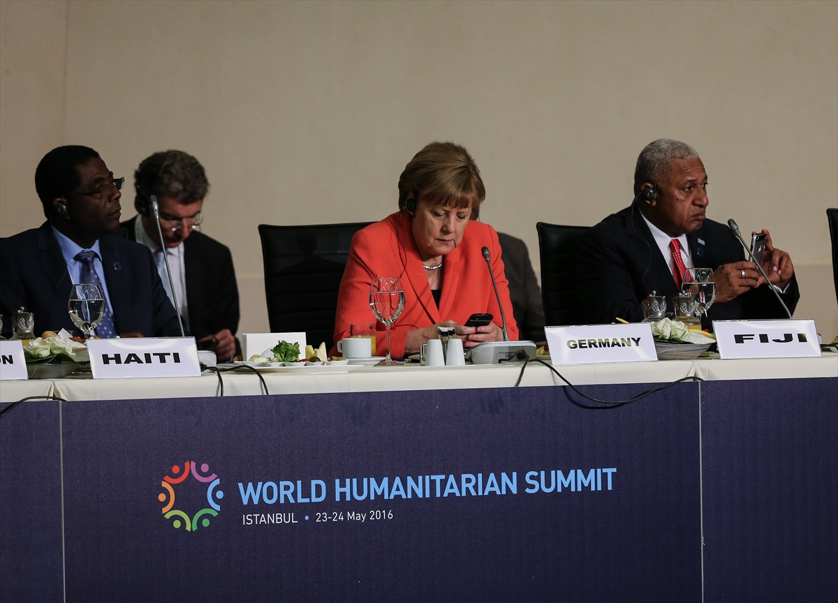 Dünya İnsani Zirvesi başladı - 40