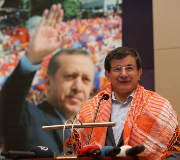 Fotoğraflarla Davutoğlu'nun Başbakanlıkta 21 ayı - 73