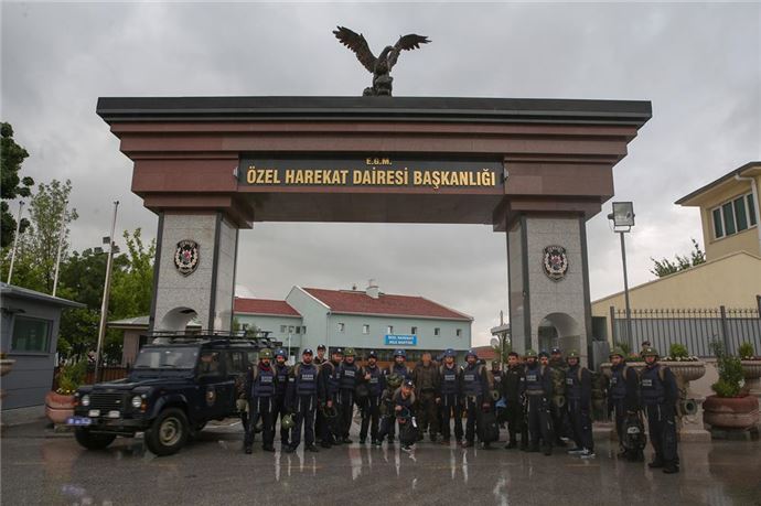 Savaş muhabirlerini PÖH eğitiyor - 1