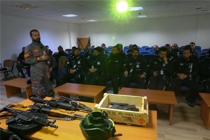 Savaş muhabirlerini PÖH eğitiyor - 2