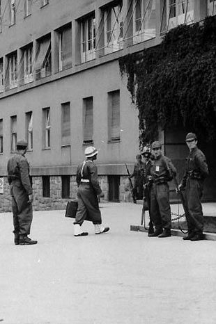 27 Mayıs darbesi - 44