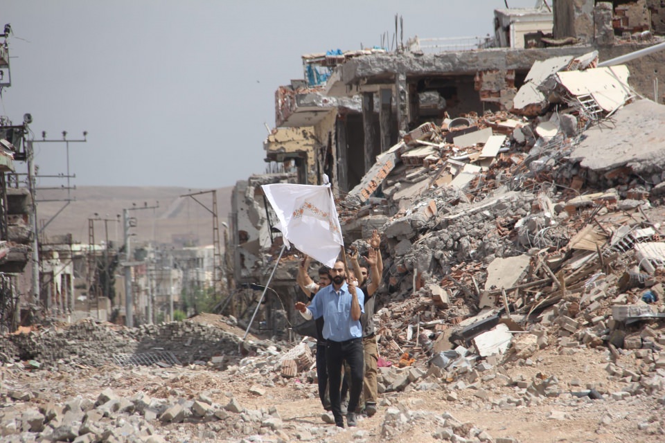 Nusaybin'de bir PKK grubu daha teslim oldu - 1