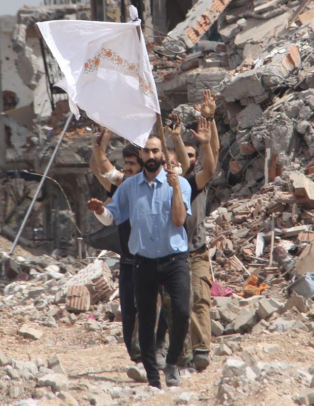 Nusaybin'de bir PKK grubu daha teslim oldu - 14