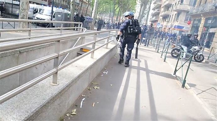 Fransa'da protestolar devam ediyor - 9