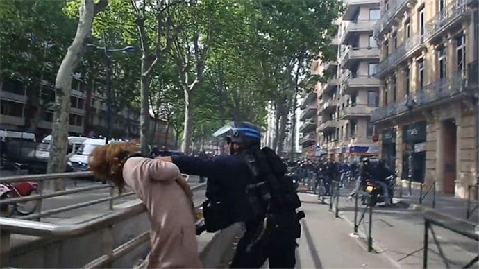 Fransa'da protestolar devam ediyor - 4