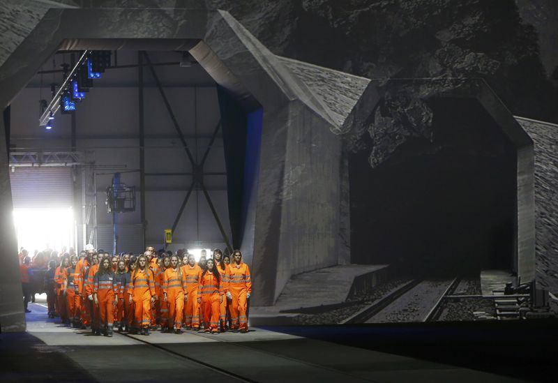 Dünyanın en uzun tüneli - 8