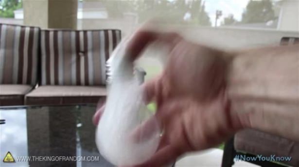 Su ile yapılan garip deney - 5