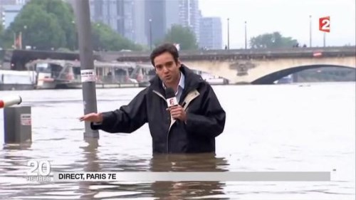 Fransa'da binlerce kişi evlerinden tahliye edildi - 826
