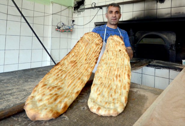 Yüsekovalılar ilk iftarı çadırda açtı - 14