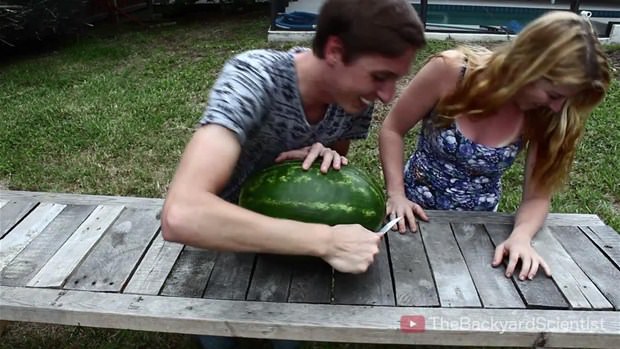 Karpuzun içine eritilmiş alüminyum dökülürse.. - 22