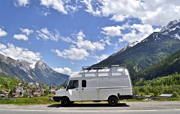 Yürüyen harika ev tasarımları - 44