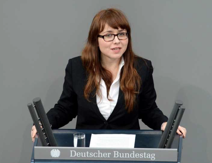 Almanya'da Ermeni tasarısını onaylayan Türk vekiller - 10