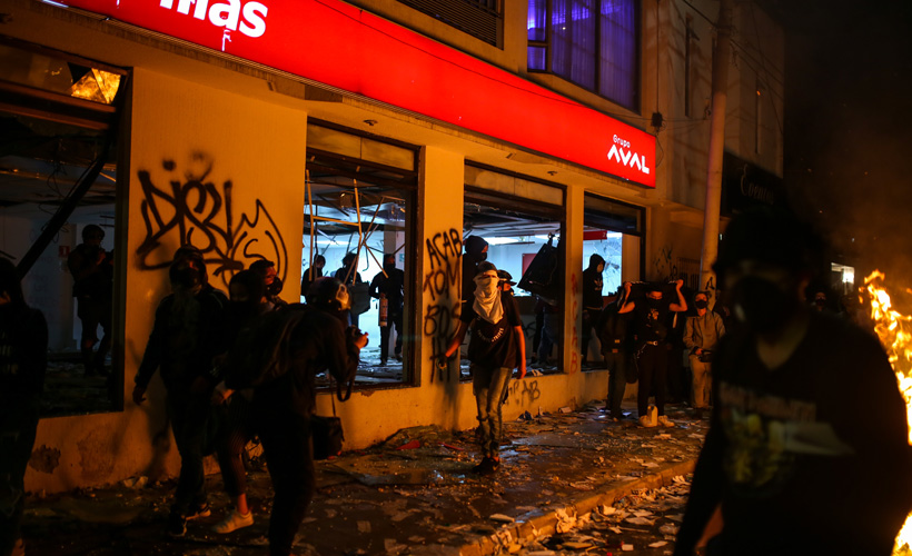 Kolombiya’da polis şiddetine karşı protesto: 7 ölü, 248 yaralı - 6