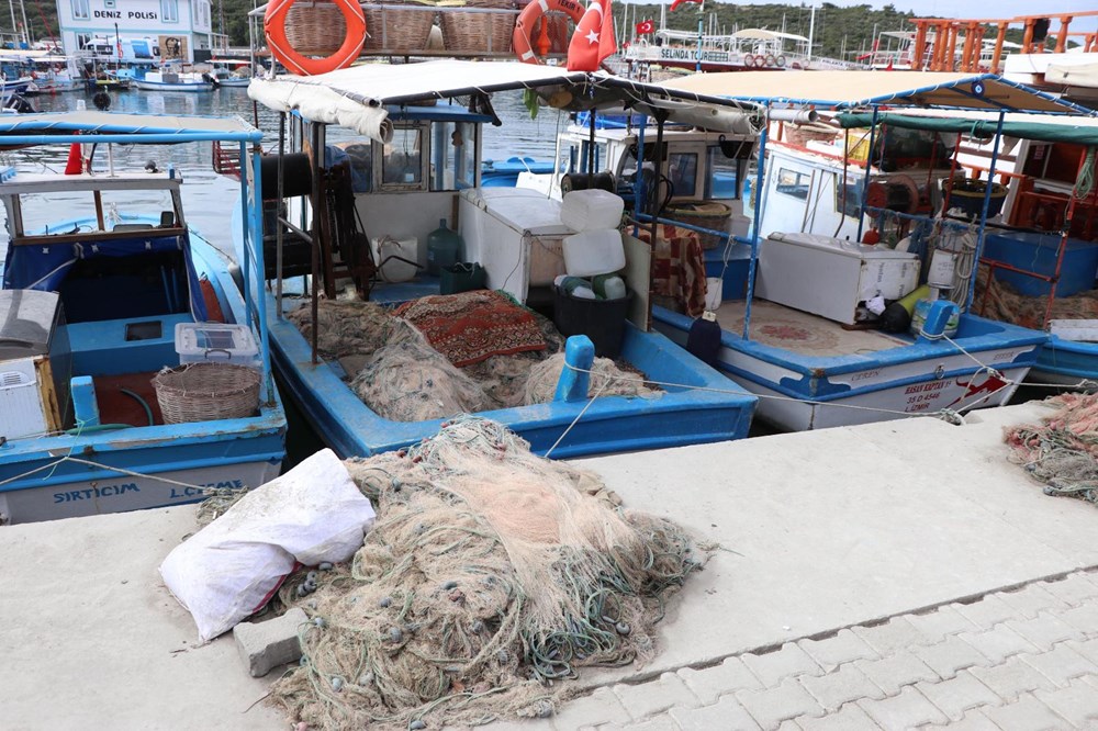 Seferihisar'da balıkçılar denize açılmıyor - 3