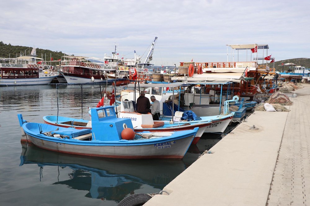 Seferihisar'da balıkçılar denize açılmıyor - 6