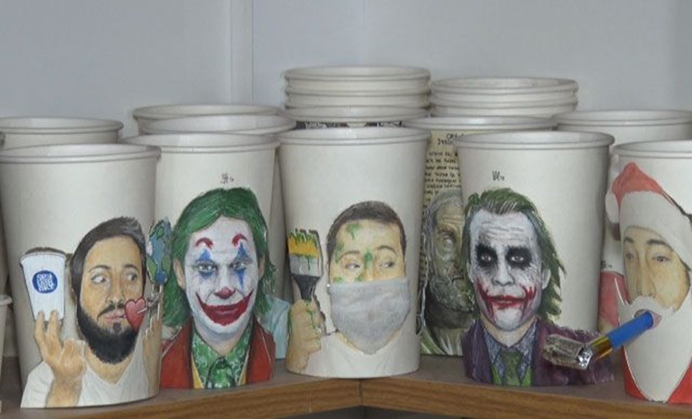 Türk gezgin milyon dolarlık eserleri karton bardaklara çizdi: 25 ülke, 50 şehir gezdi - 4