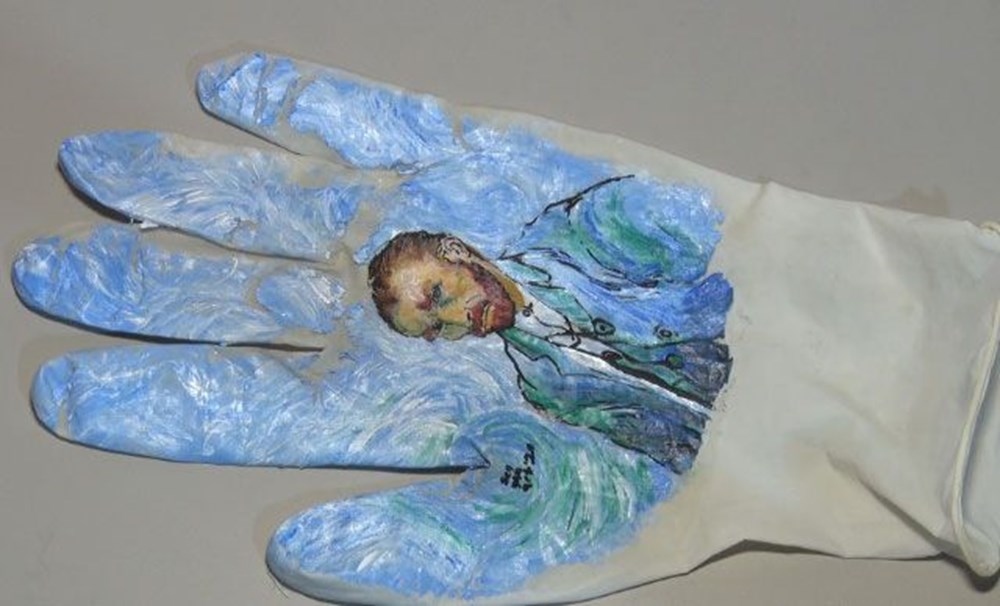 Türk gezgin milyon dolarlık eserleri karton bardaklara çizdi: 25 ülke, 50 şehir gezdi - 6