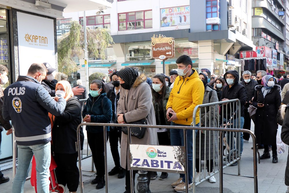 'Kırmızı' alarm veren Samsun'da önlemler de kuyruklar da arttı - 84605