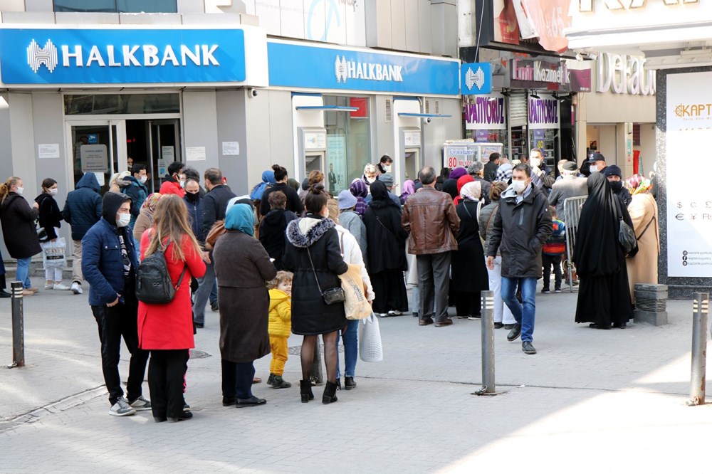 'Kırmızı' alarm veren Samsun'da önlemler de kuyruklar da arttı - 84607